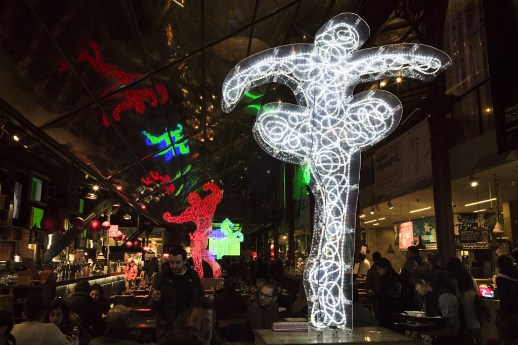 Il giardino d'inverno di Marco Lodola al Mercato Centrale Firenze